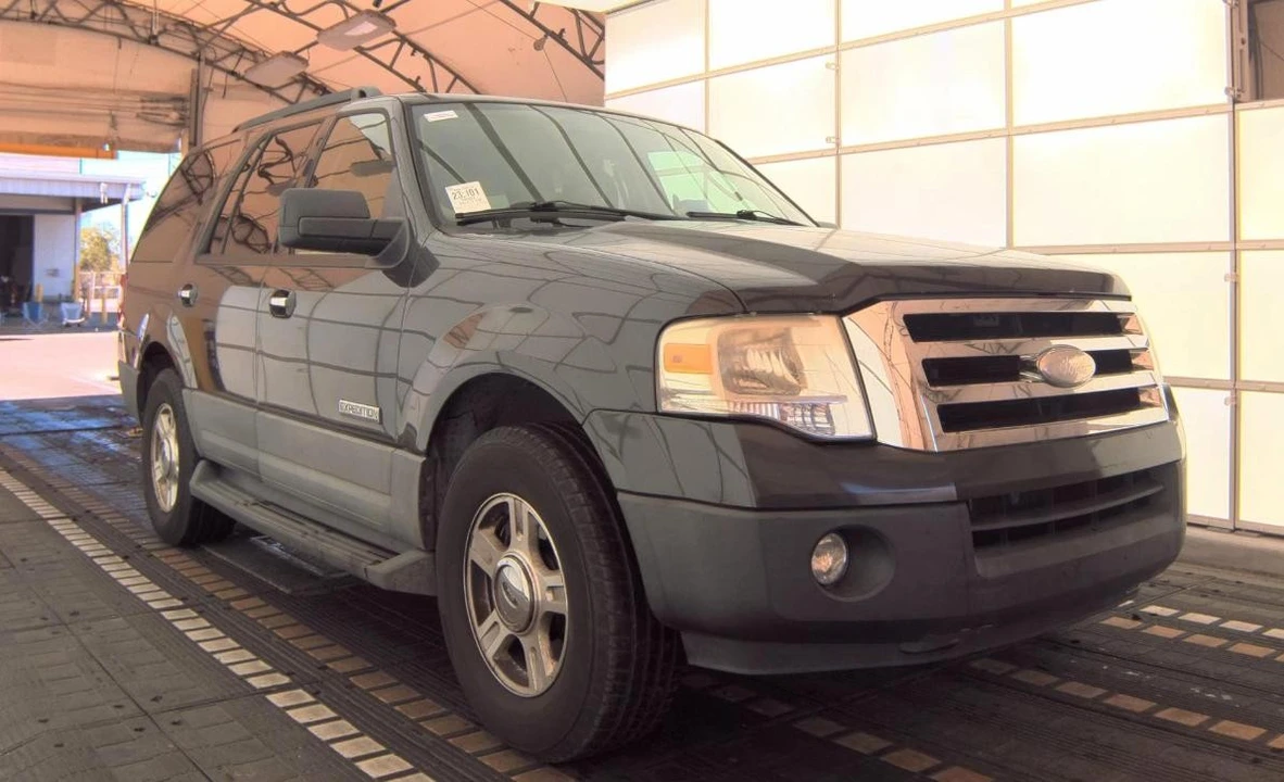 2007 Ford Expedition 3rd Gen - Image 3 of 13