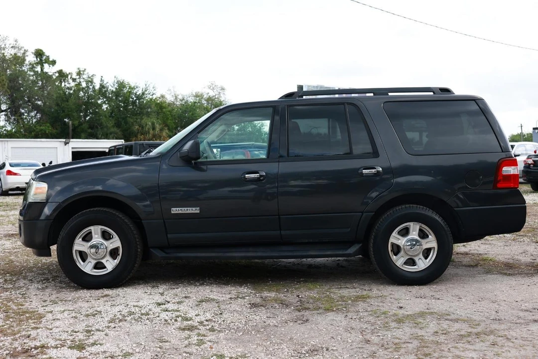 2007 Ford Expedition 3rd Gen - Image 3 of 21