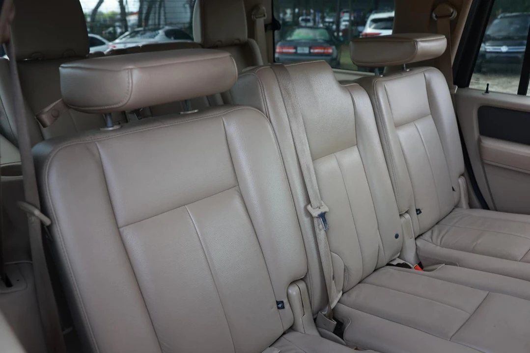 2007 Ford Expedition 3rd Gen - Image 14 of 21