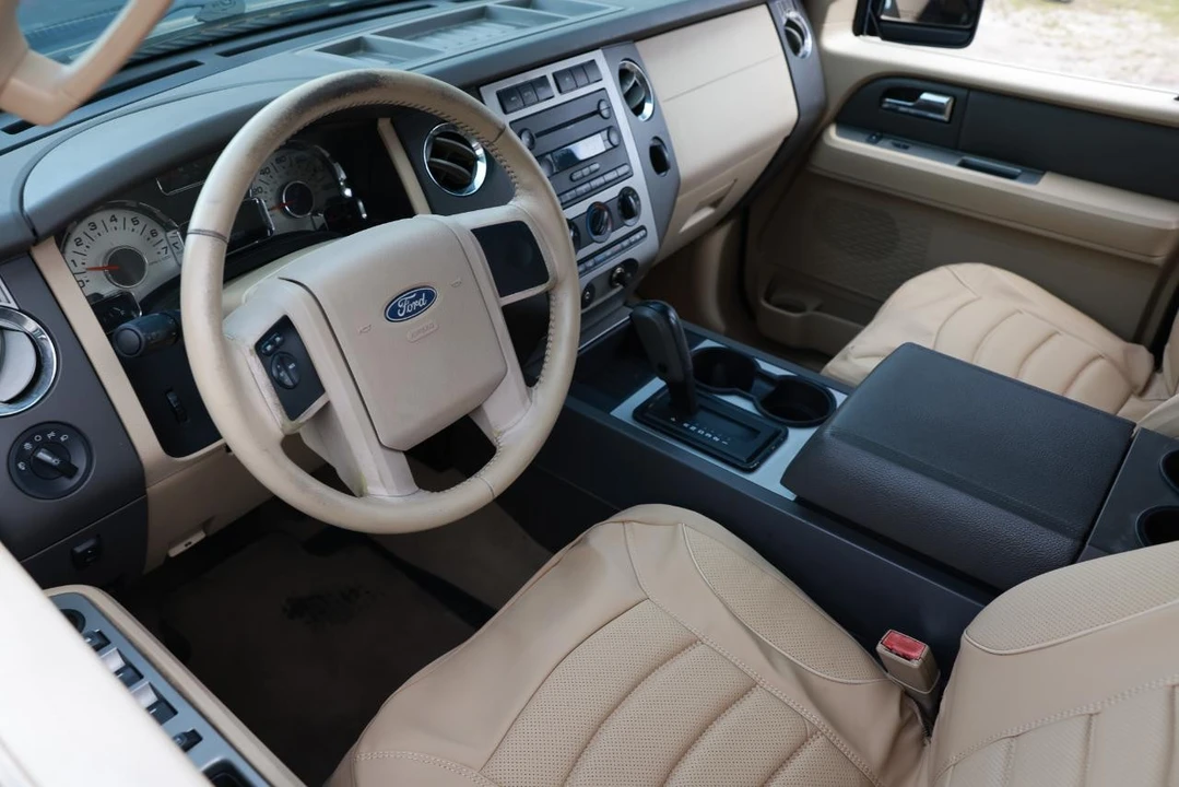 2007 Ford Expedition 3rd Gen - Image 4 of 21