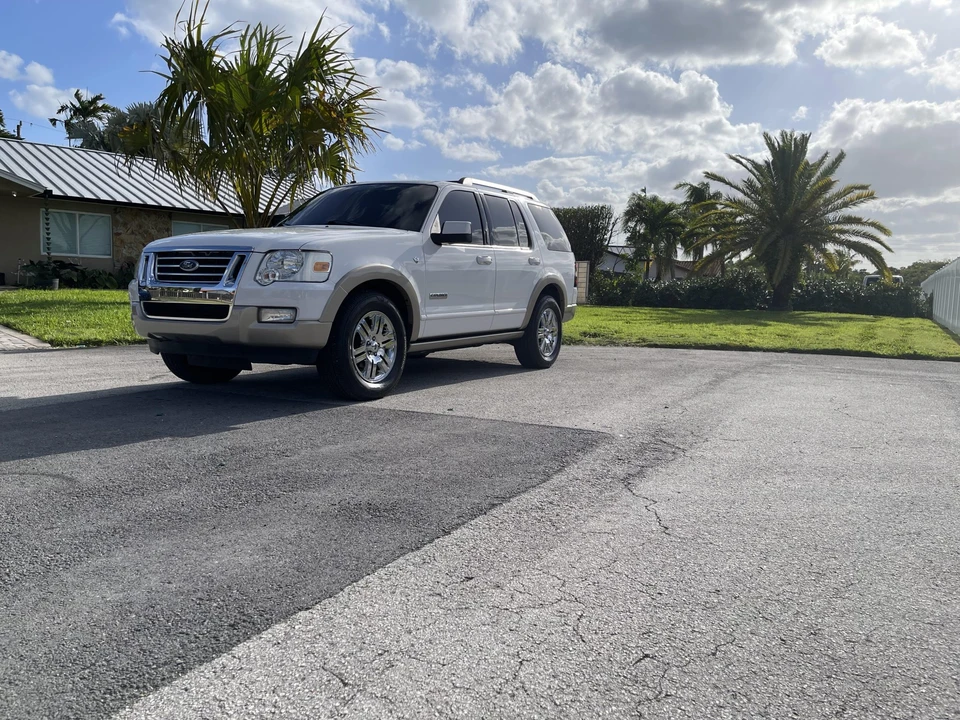 2007 Ford Explorer 4th Gen - Image 8 of 31