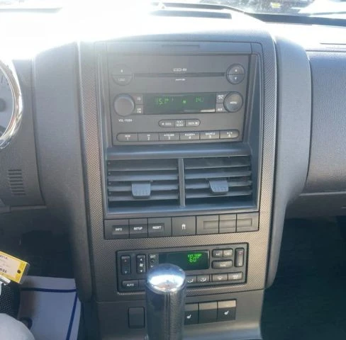 2007 Ford Explorer Sport Trac - Image 15 of 20