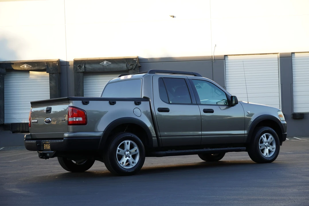 2007 Ford Explorer Sport Trac - Image 26 of 31