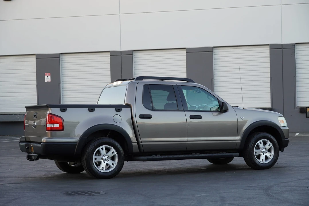 2007 Ford Explorer Sport Trac - Image 24 of 31