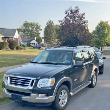 2007 Ford Explorer XLS Sport SUV 4D