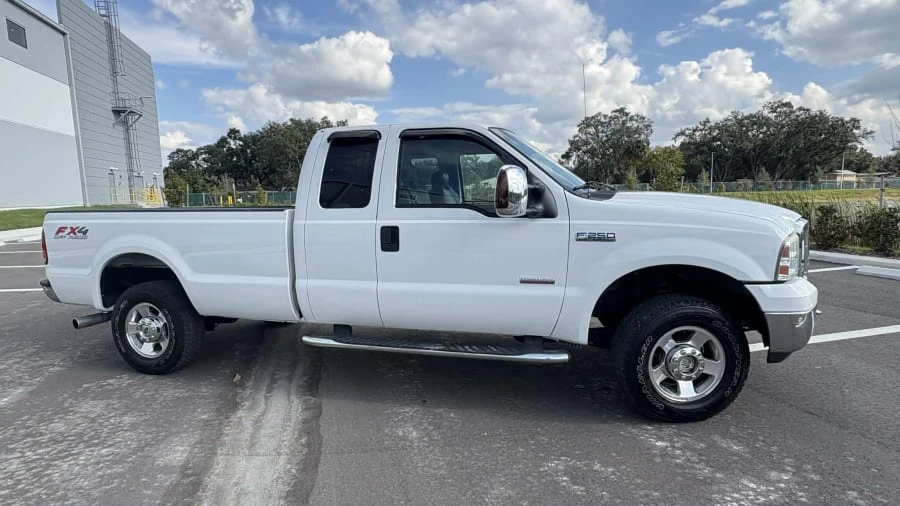2007 Ford Super Duty 1st Gen - Image 2 of 31