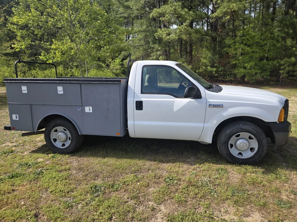2007 Ford Super Duty 1st Gen - Image 2 of 14