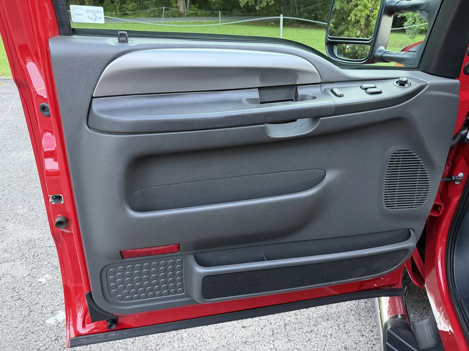 2007 Ford Super Duty 1st Gen - Image 30 of 31