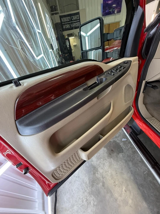 2007 Ford Super Duty 1st Gen - Image 14 of 15