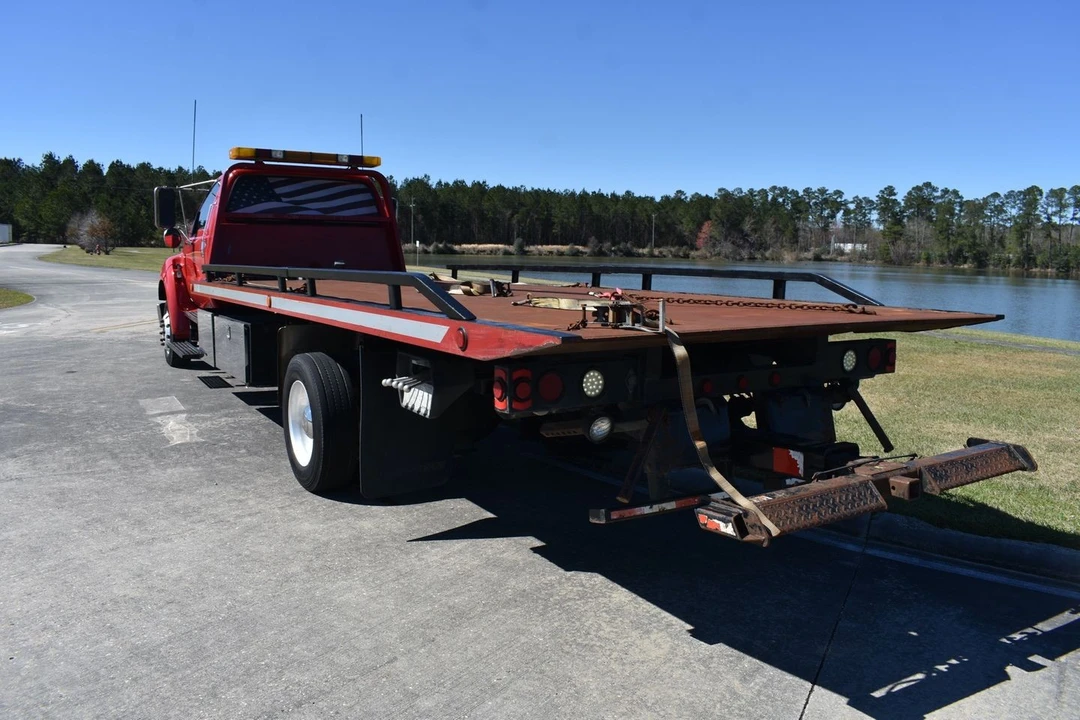 2007 Ford - Image 14 of 21