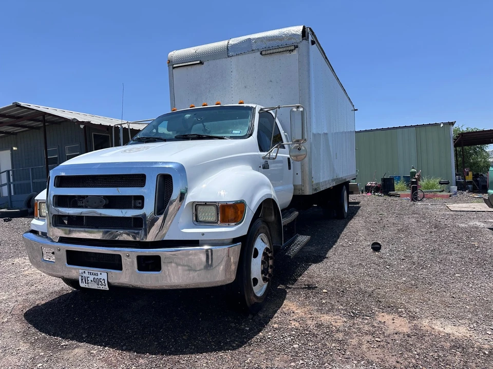 2007 Ford Super Duty 1st Gen - Image 2 of 15