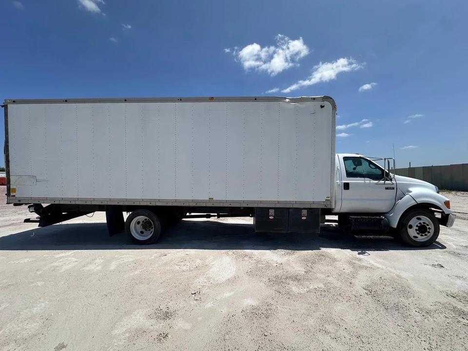 2007 Ford Super Duty 1st Gen - Image 9 of 15