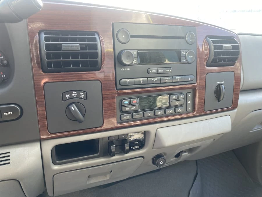 2007 Ford Super Duty 1st Gen - Image 9 of 13