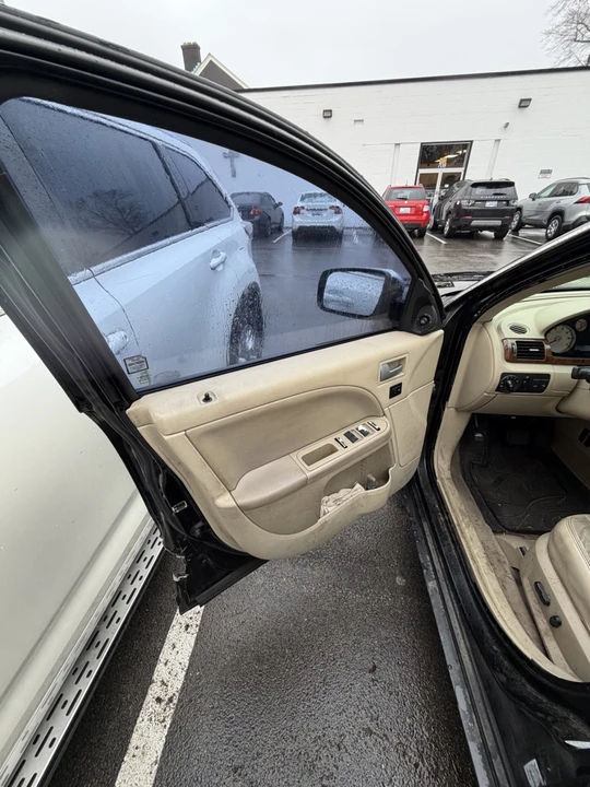 2007 Ford Five Hundred - Image 10 of 17