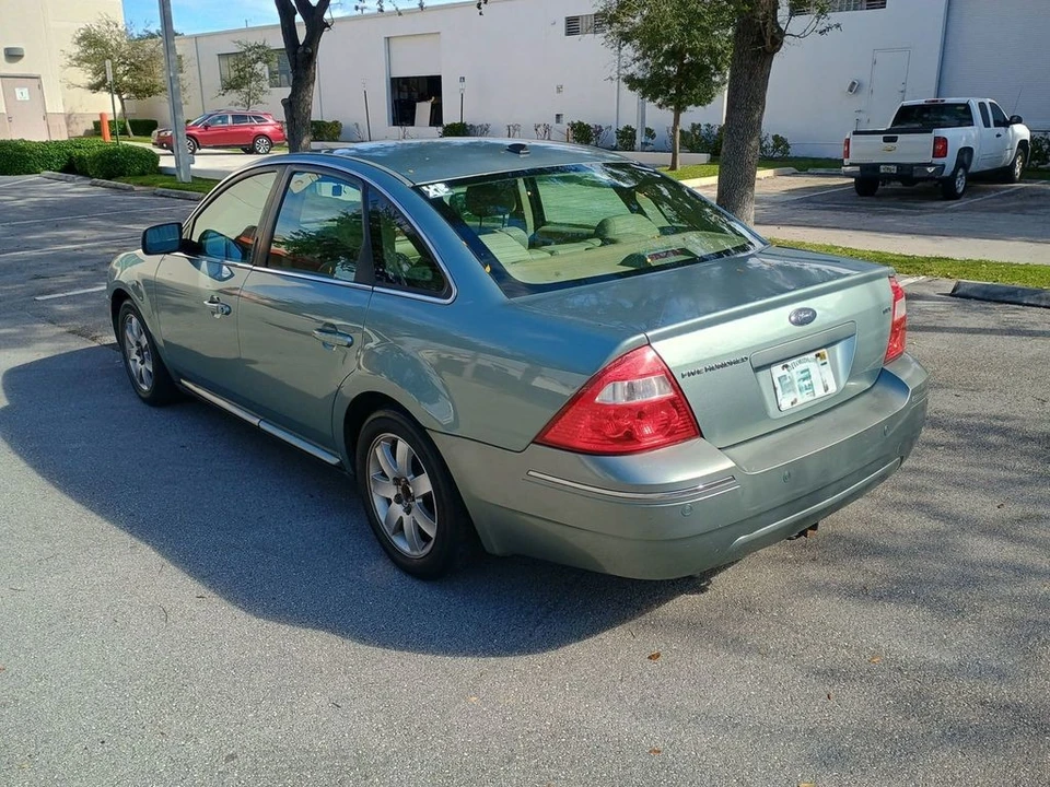 2007 Ford Five Hundred - Image 2 of 12