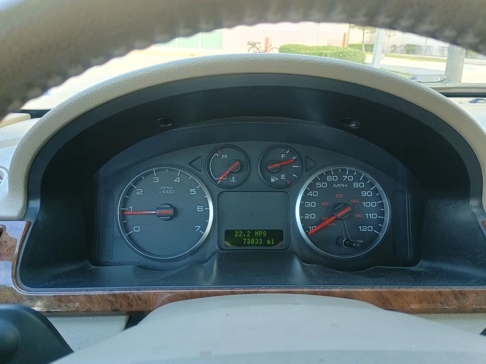 2007 Ford Five Hundred - Image 5 of 12
