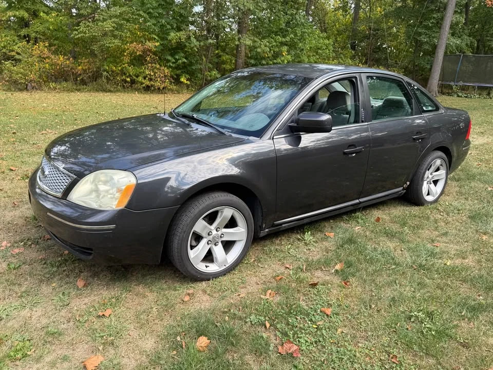2007 Ford Five Hundred - Image 2 of 10