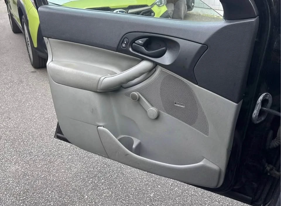 2007 Ford Focus 2nd Gen - Image 6 of 10