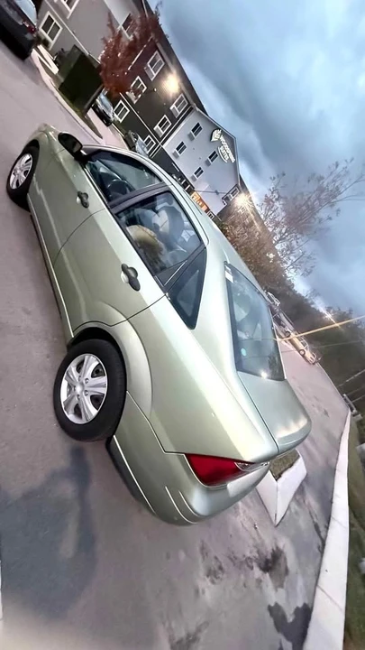2007 Ford Focus 1st Gen - Image 4 of 4