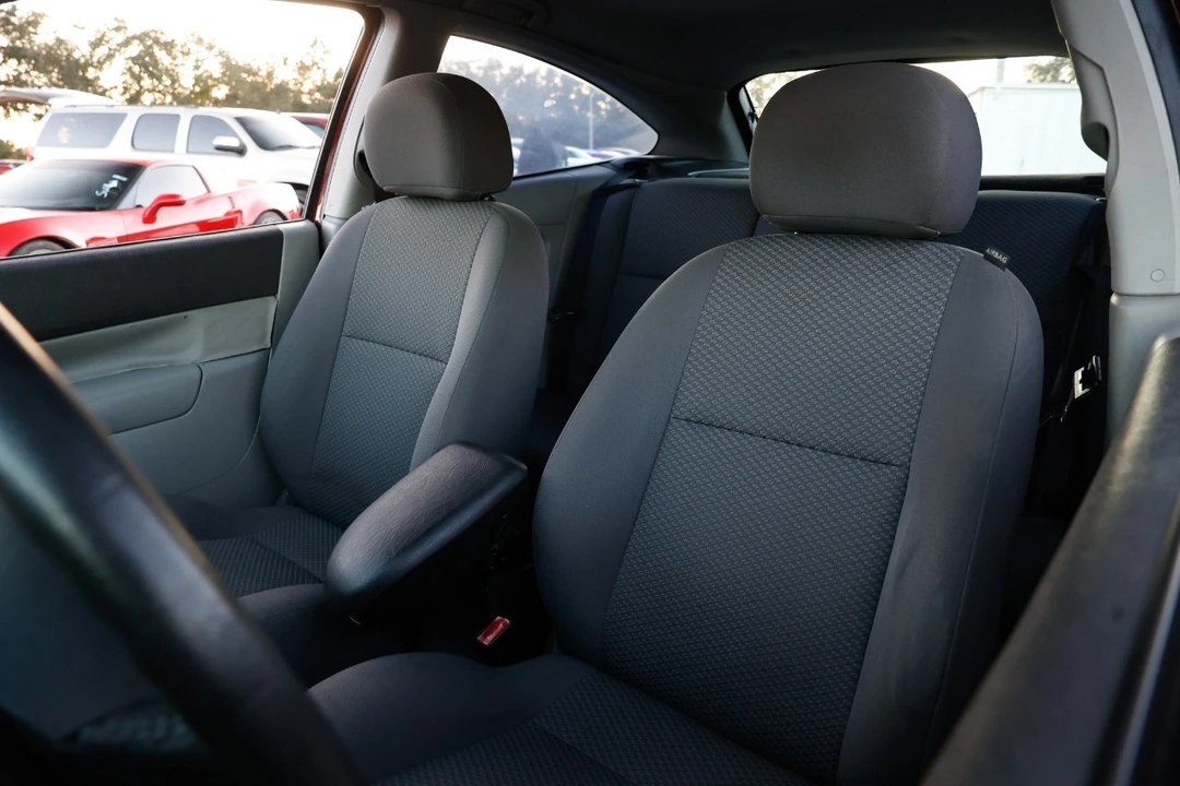 2007 Ford Focus 2nd Gen - Image 6 of 12