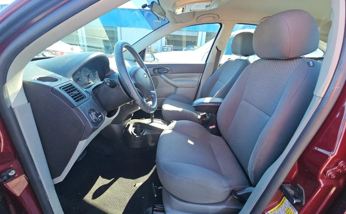 2007 Ford Focus 1st Gen - Image 7 of 13