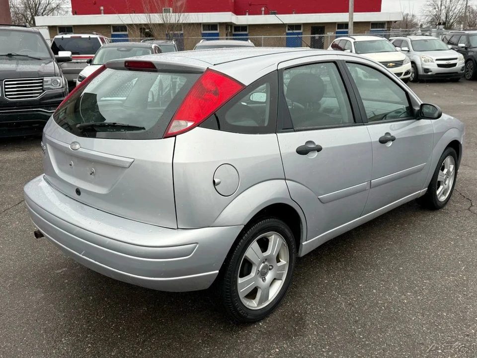 2007 Ford Focus 1st Gen - Image 5 of 12