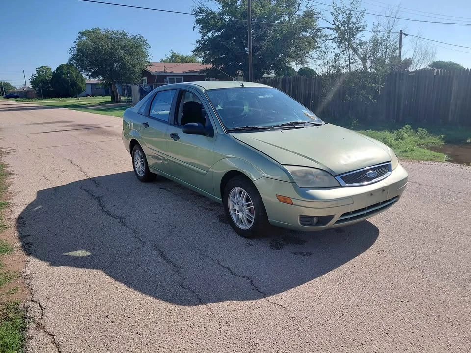 2007 Ford Focus 1st Gen - Image 2 of 11