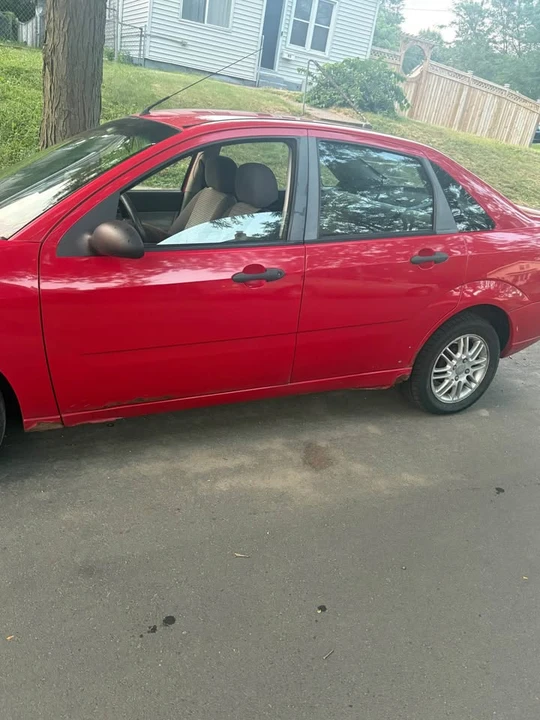 2007 Ford Focus 1st Gen - Image 3 of 4