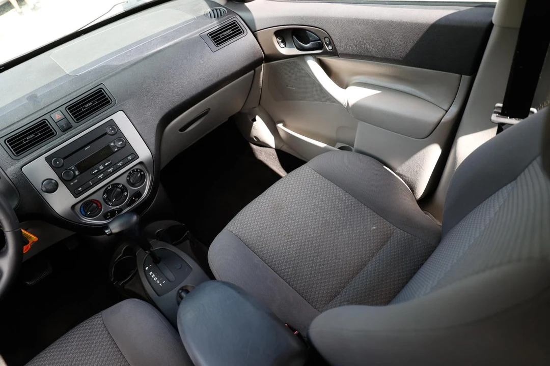 2007 Ford Focus 1st Gen - Image 21 of 21