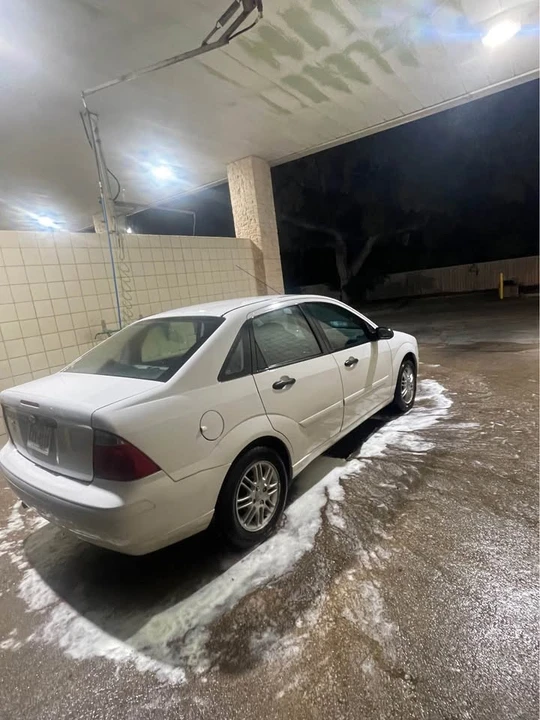 2007 Ford Focus 1st Gen - Image 2 of 4