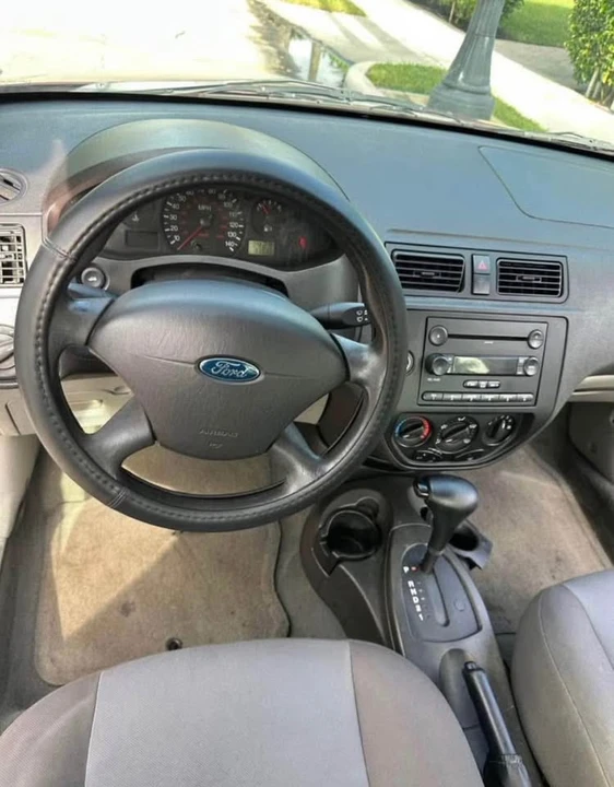 2007 Ford Focus 2nd Gen - Image 5 of 9