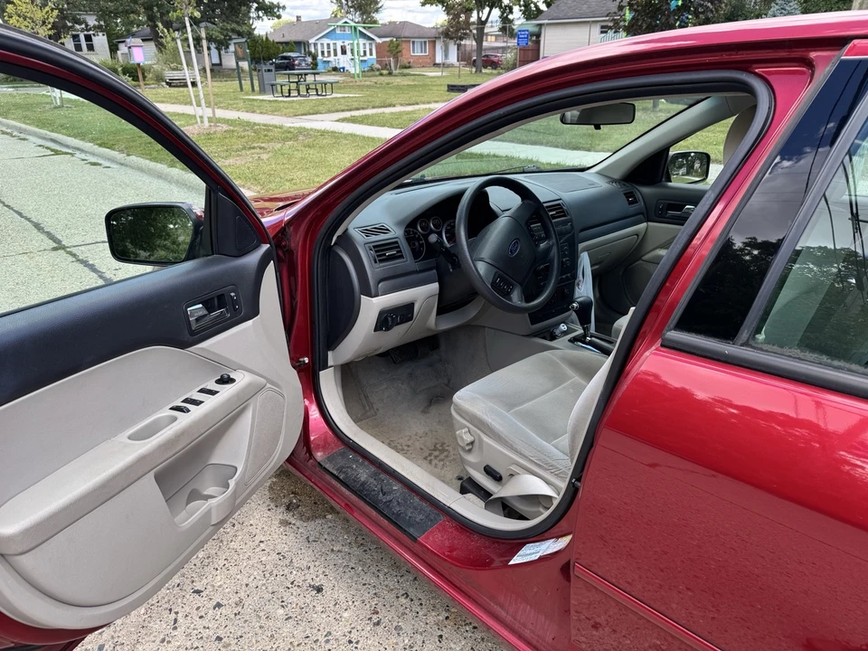 2007 Ford Fusion 1st Gen - Image 8 of 10
