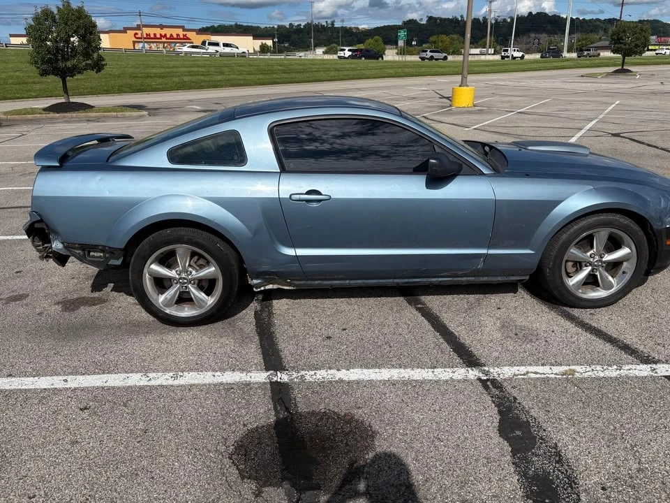 2007 Ford GT 1st Gen - Image 2 of 4