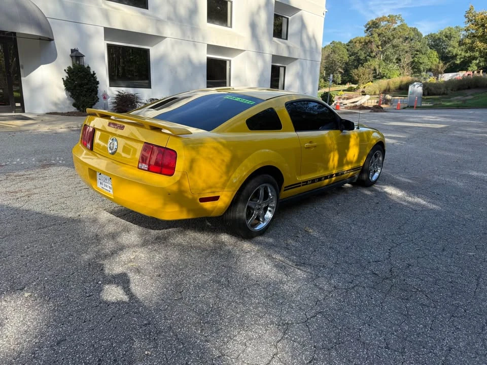 2007 Ford S197 Mustang - Image 5 of 10
