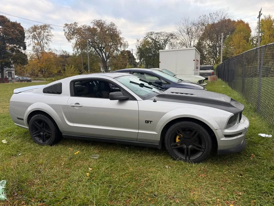 2007 Ford S197 Mustang - Image 7 of 8