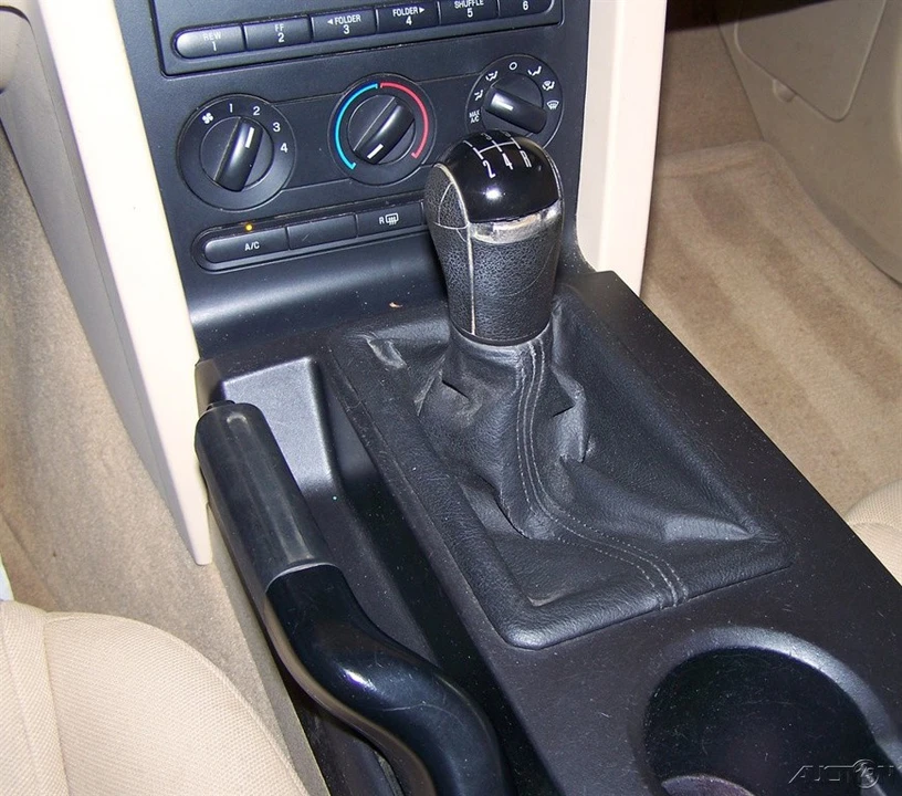 2007 Ford S197 Mustang - Image 11 of 12