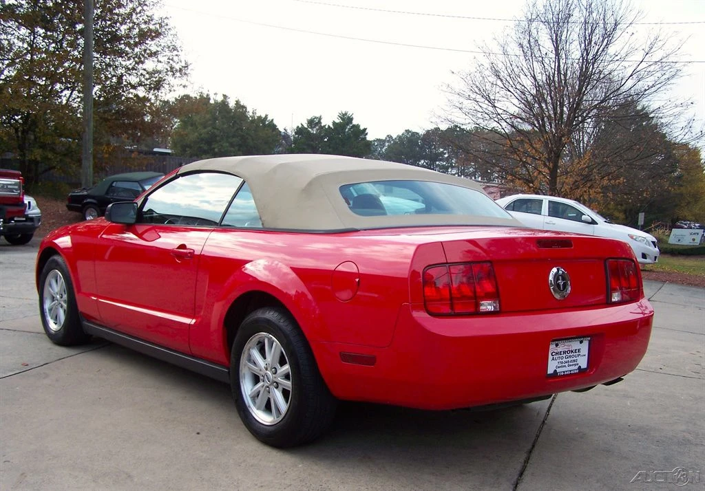 2007 Ford S197 Mustang - Image 2 of 12