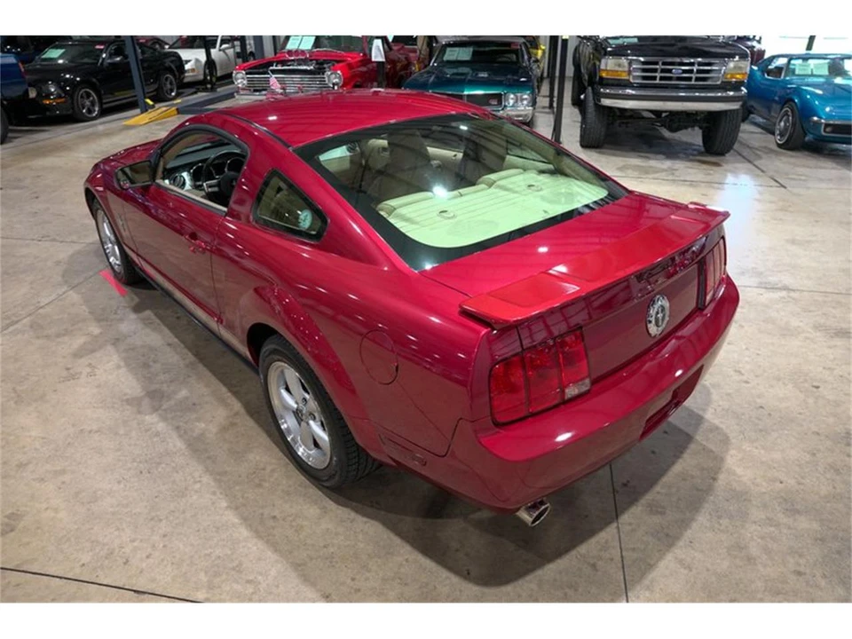 2007 Ford S197 Mustang - Image 16 of 31