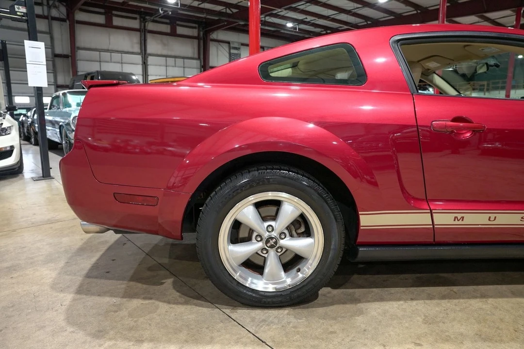 2007 Ford S197 Mustang - Image 9 of 31