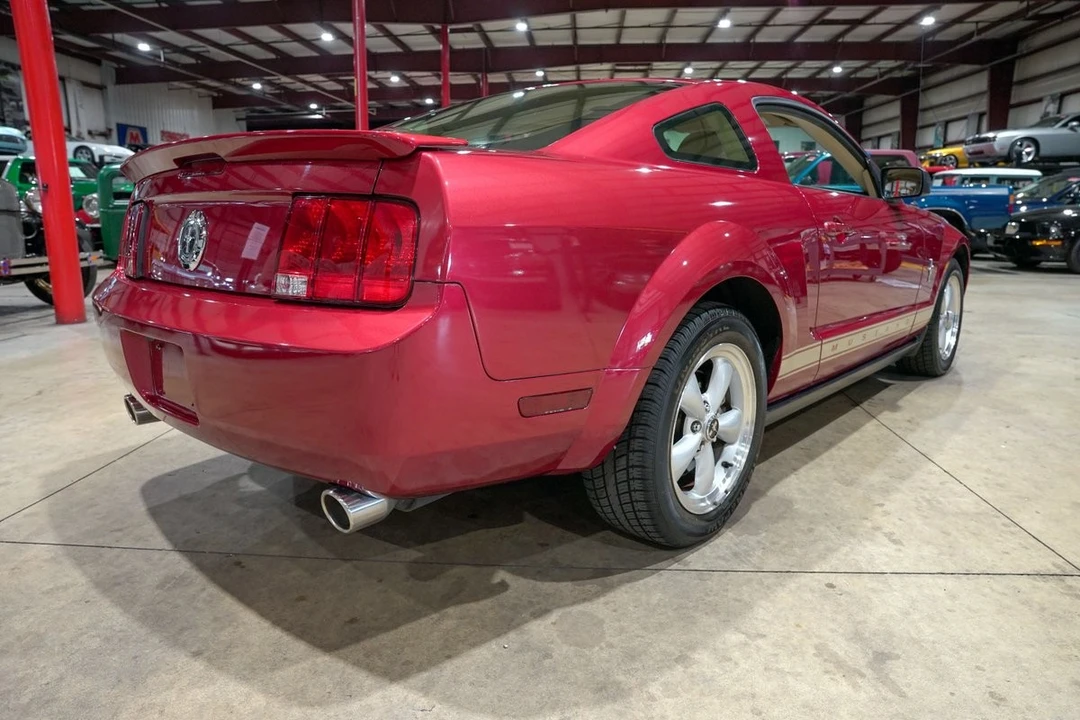 2007 Ford S197 Mustang - Image 8 of 31