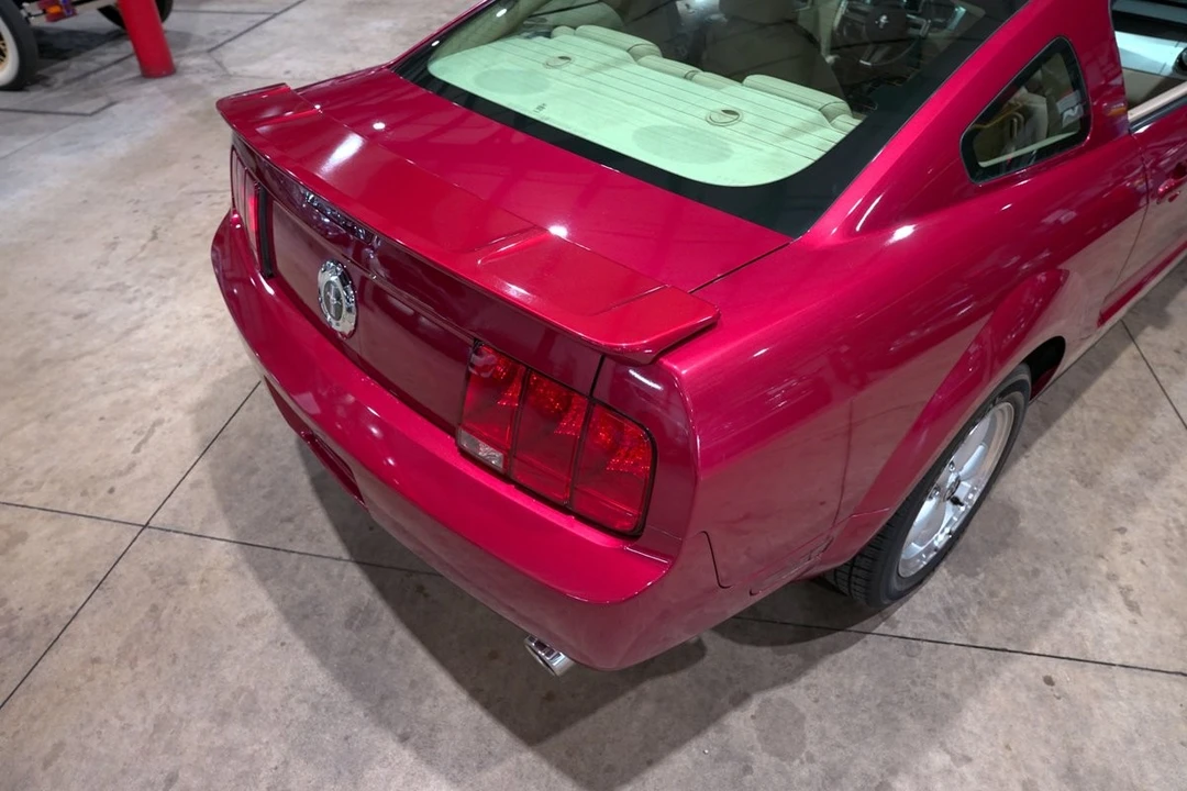2007 Ford S197 Mustang - Image 20 of 31