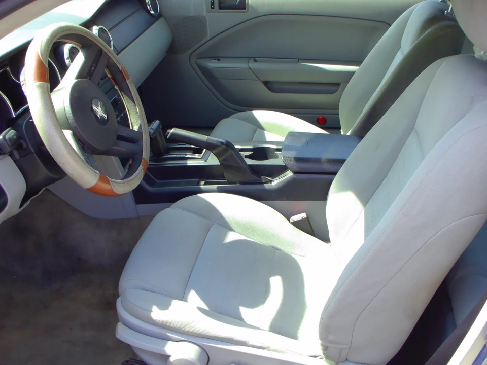 2007 Ford S197 Mustang - Image 6 of 10