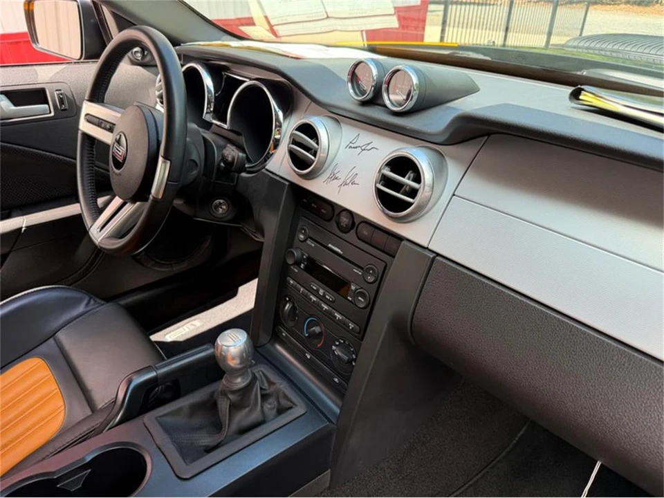 2007 Ford S197 Mustang - Image 28 of 31