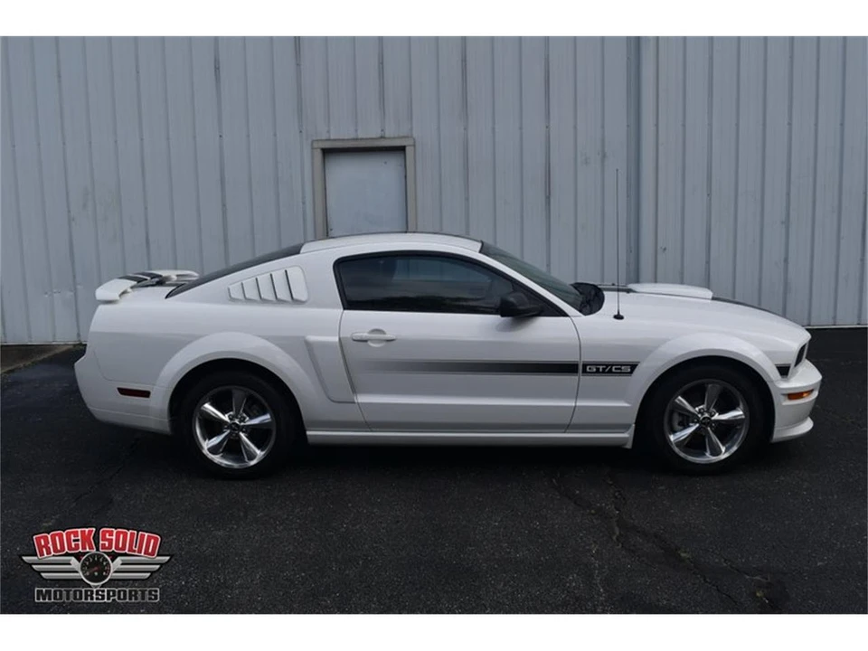 2007 Ford S197 Mustang - Image 7 of 31