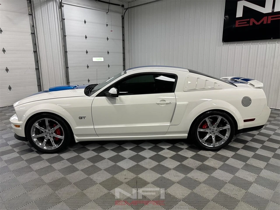 2007 Ford S197 Mustang - Image 2 of 31