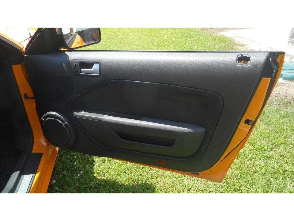 2007 Ford S197 Mustang - Image 13 of 22