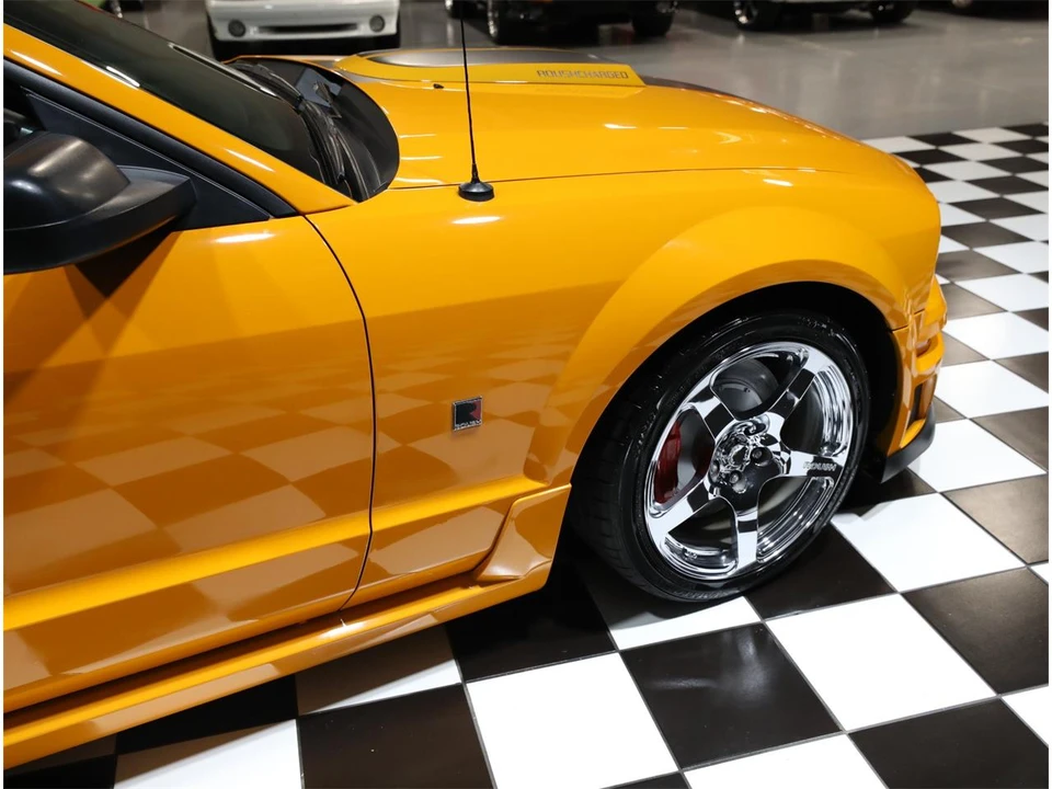 2007 Ford S197 Mustang - Image 16 of 31