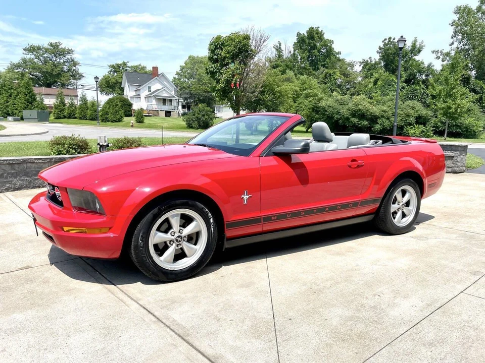 2007 Ford S197 Mustang - Image 7 of 31
