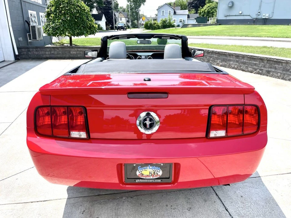 2007 Ford S197 Mustang - Image 6 of 31