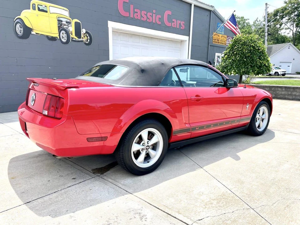 2007 Ford S197 Mustang - Image 17 of 31